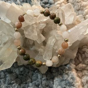 Evolve Mala Bracelet-medium